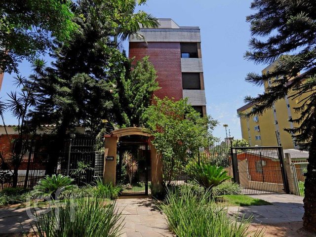 Apartamento com 96m², 3 dormitórios, 1 suíte, 2 vagas, Jardim Botânico em Porto Alegre