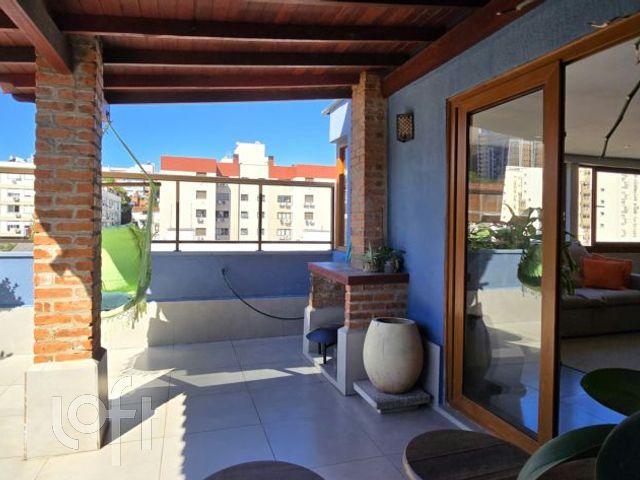 Apartamento com 131m², 2 dormitórios, 1 vaga, Higienópolis em Porto Alegre