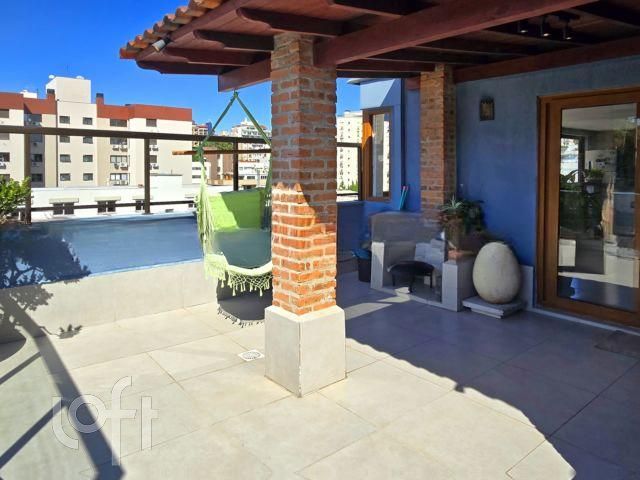 Apartamento com 131m², 2 dormitórios, 1 vaga, Higienópolis em Porto Alegre