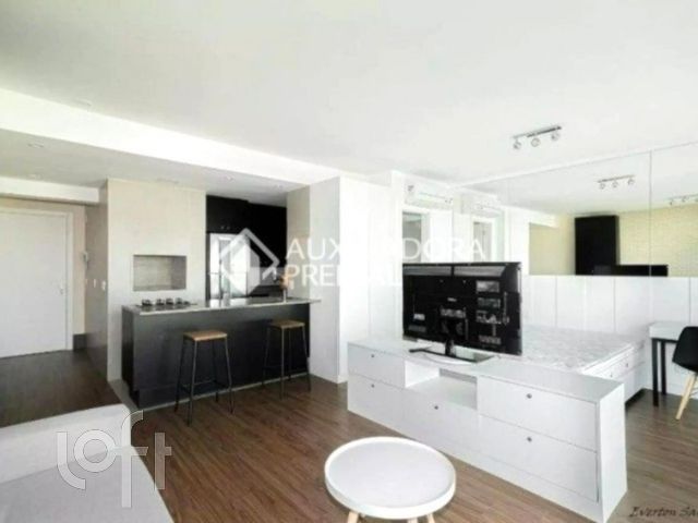 Apartamento com 43m², 1 dormitório, 1 vaga, Praia de Belas em Porto Alegre