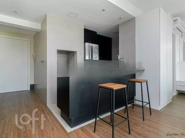 Apartamento com 43m², 1 dormitório, 1 vaga, Praia de Belas em Porto Alegre