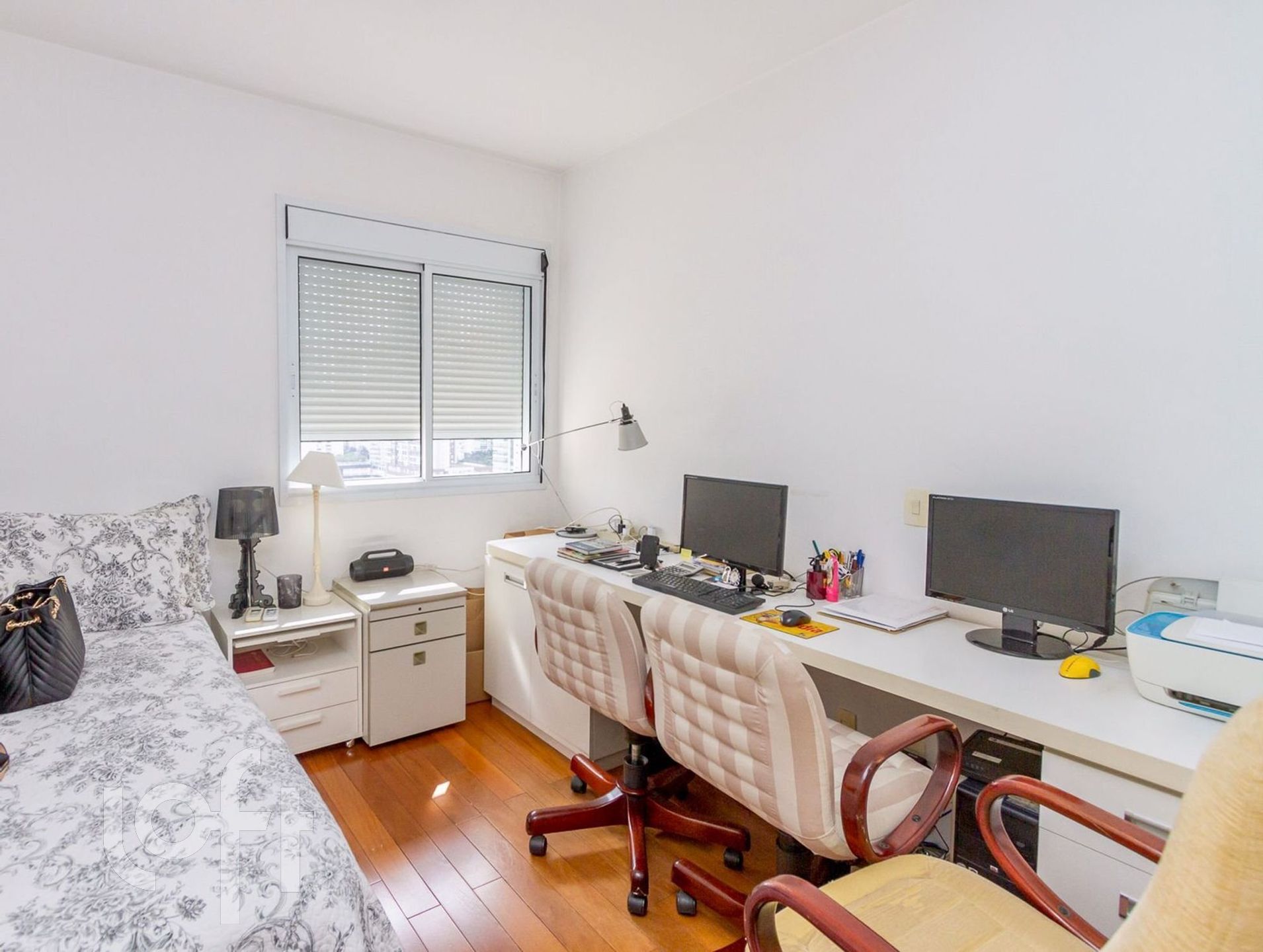 Apartamento à venda com 4 quartos, 180m² - Foto 3