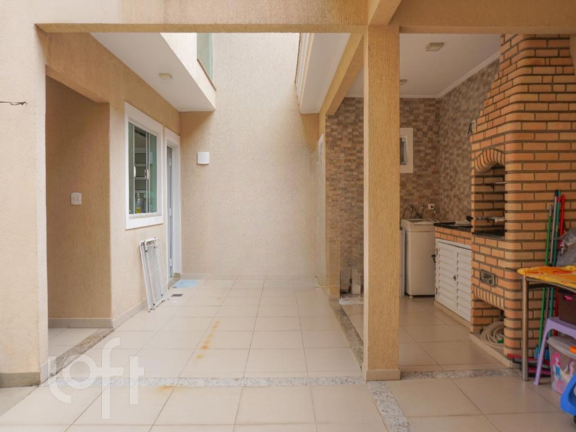 Casa à venda com 3 quartos, 150m² - Foto 8