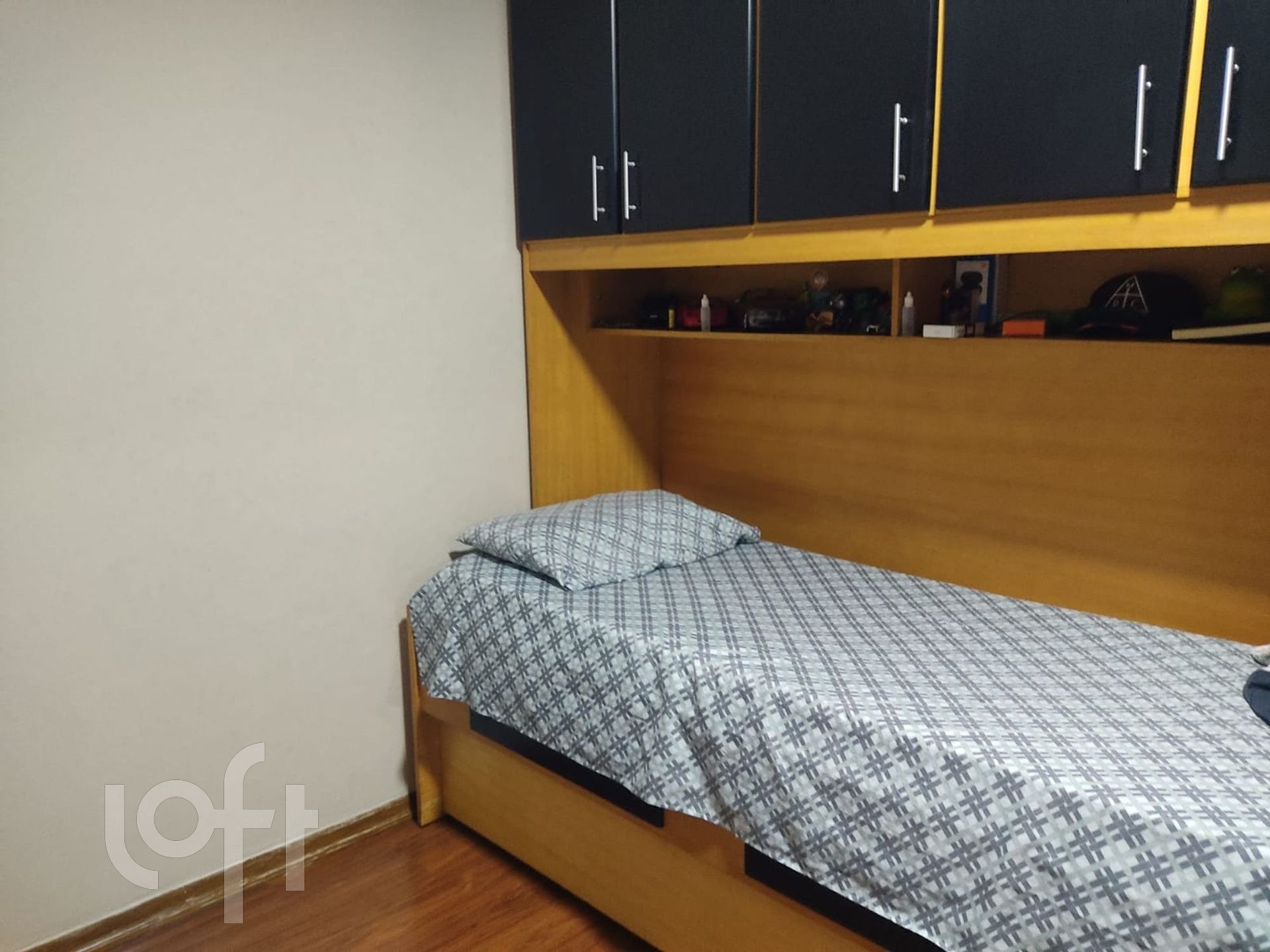 Apartamento à venda com 1 quarto, 68m² - Foto 2