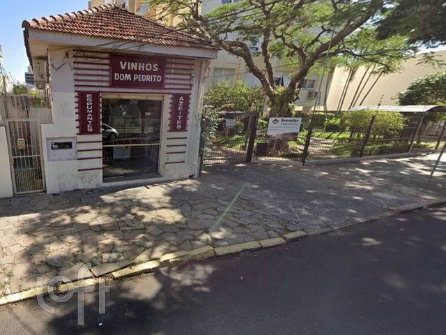 Casa com 110m², 1 dormitório, Menino Deus em Porto Alegre