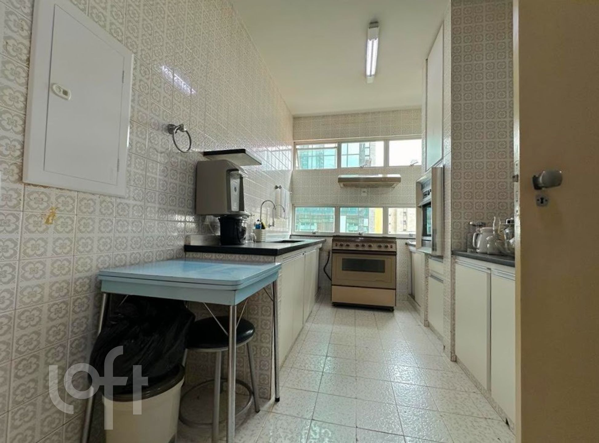 Apartamento à venda com 4 quartos, 248m² - Foto 9