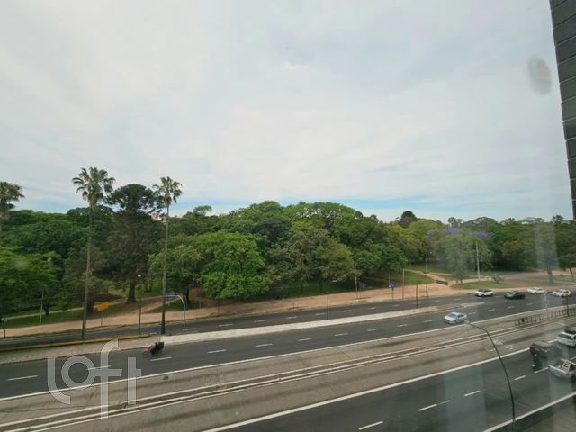 Apartamento com 45m², 2 dormitórios, 1 vaga, Cidade Baixa em Porto Alegre