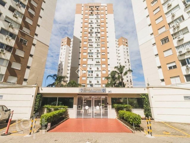 Apartamento com 65m², 3 dormitórios, 1 vaga, Vila Ipiranga em Porto Alegre