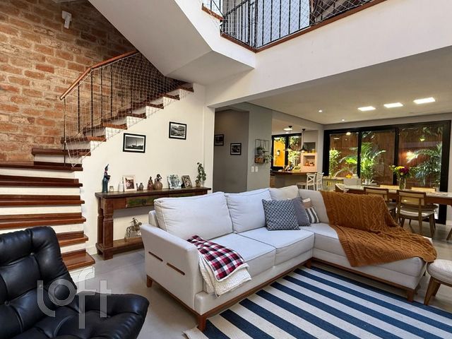 Casa em Condomínio com 324m², 3 dormitórios, 3 suítes, 2 vagas, Boa Vista em Porto Alegre