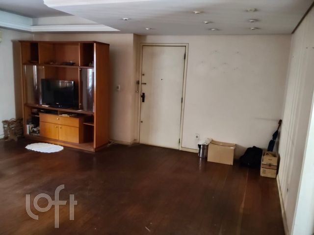Apartamento com 91m², 2 dormitórios, 1 suíte, 2 vagas, Petrópolis em Porto Alegre