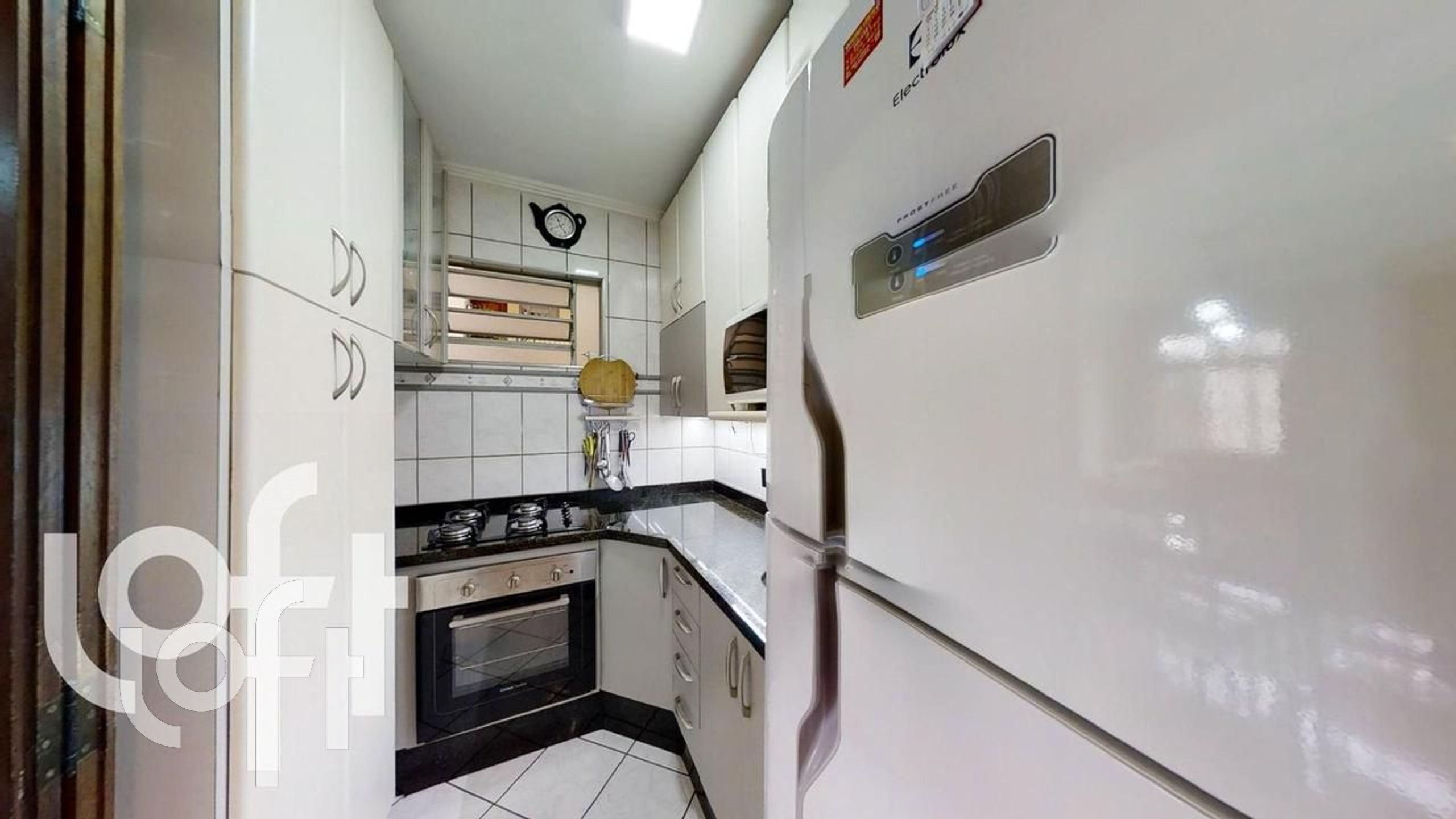 Apartamento à venda com 3 quartos, 51m² - Foto 18