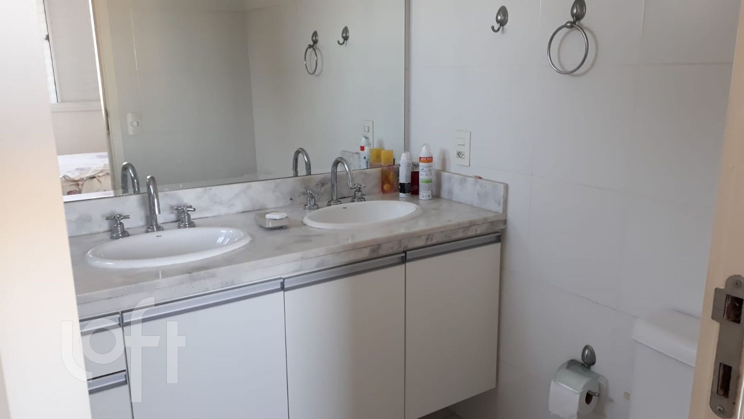 Apartamento à venda com 4 quartos, 197m² - Foto 18