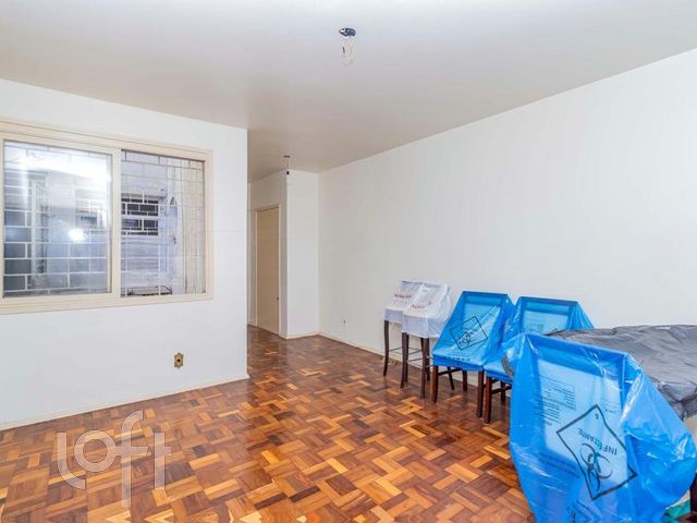 Apartamento com 71m², 2 dormitórios, 1 suíte, 1 vaga, Santa Cecília em Porto Alegre