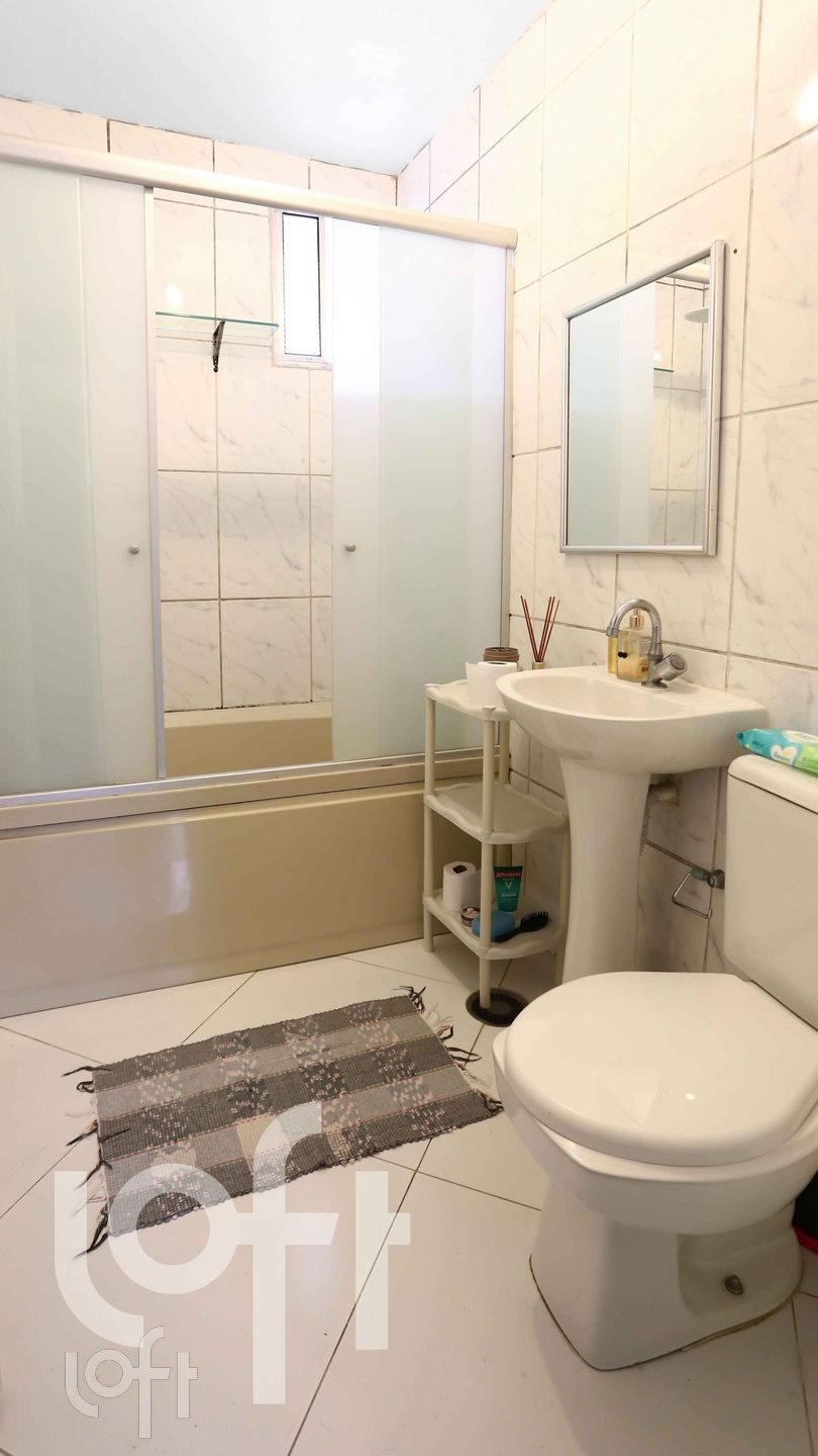 Apartamento à venda com 3 quartos, 131m² - Foto 2