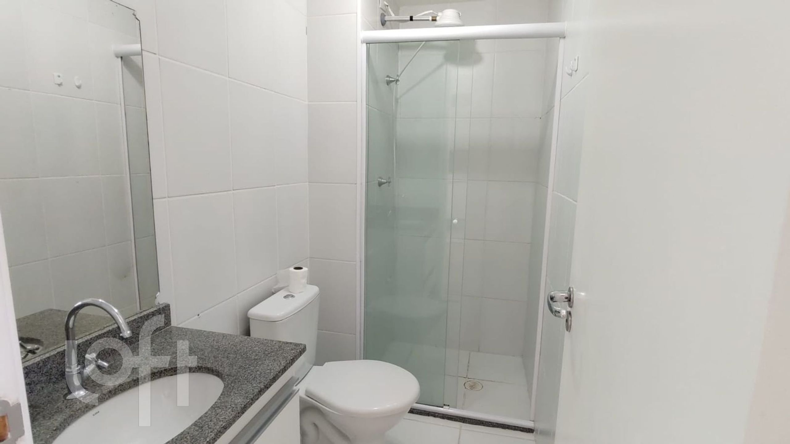 Apartamento à venda com 1 quarto, 32m² - Foto 2