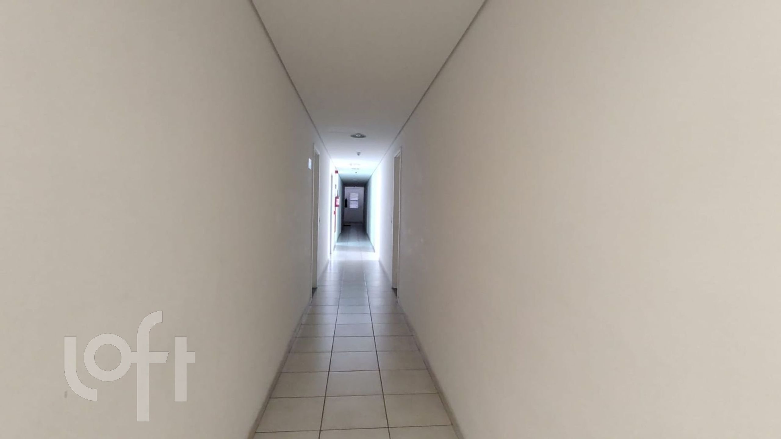 Apartamento à venda com 1 quarto, 32m² - Foto 5