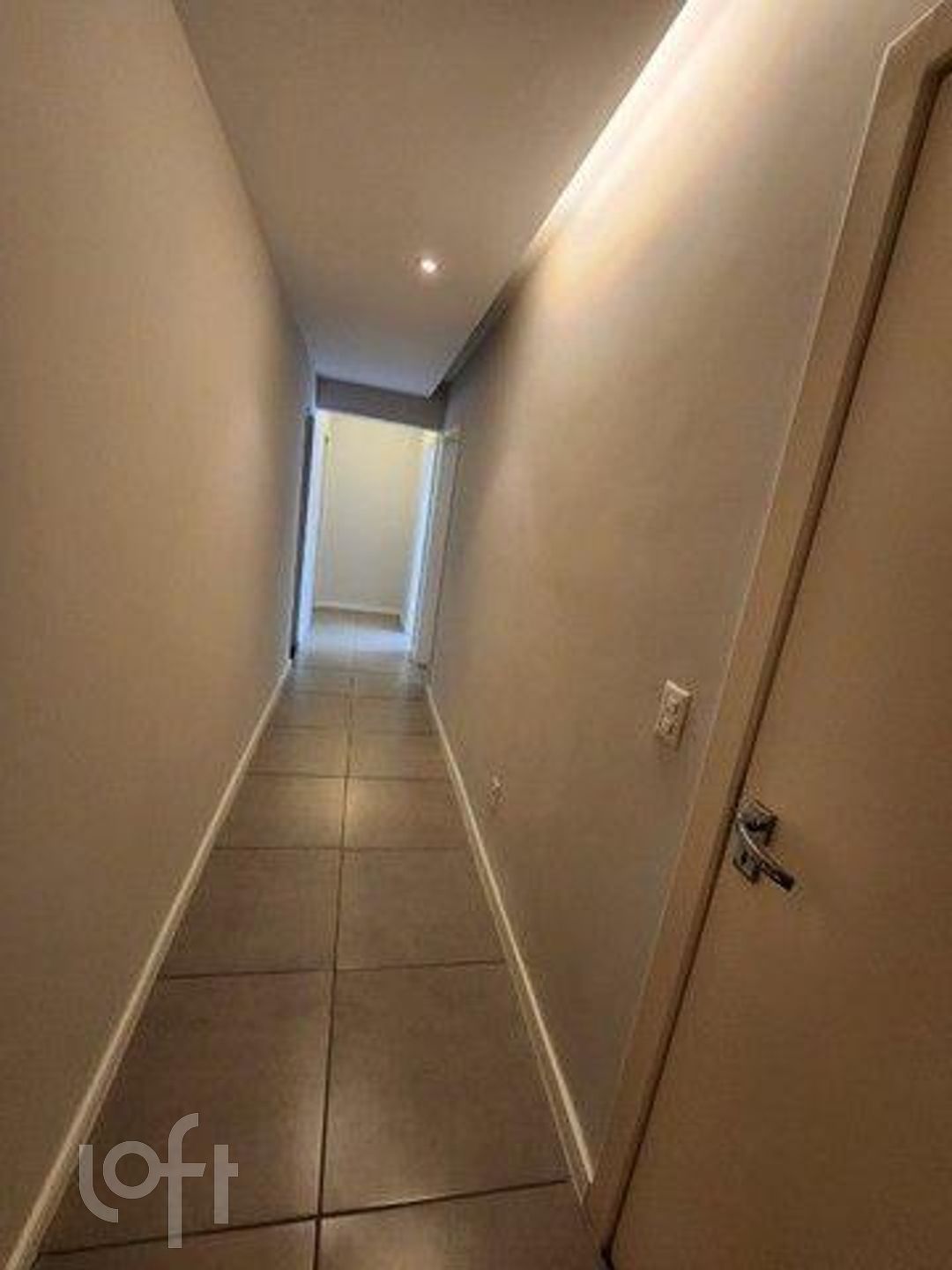 Apartamento à venda com 3 quartos, 110m² - Foto 9