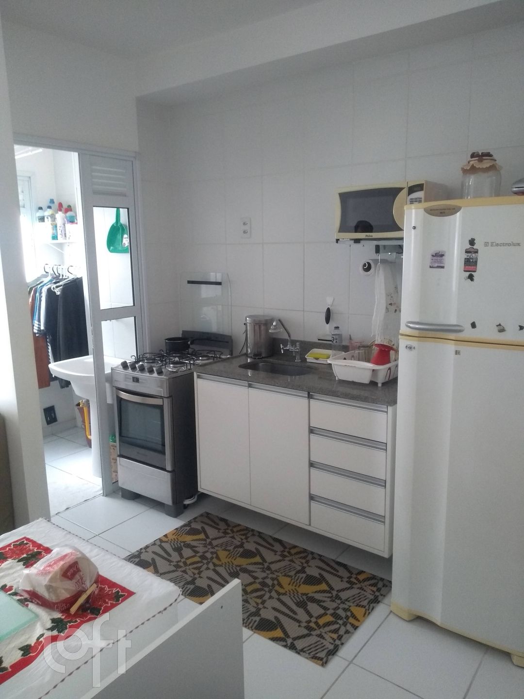 Apartamento à venda com 1 quarto, 33m² - Foto 4