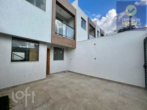 Casa à venda com 3 quartos, 88m² - Foto 1