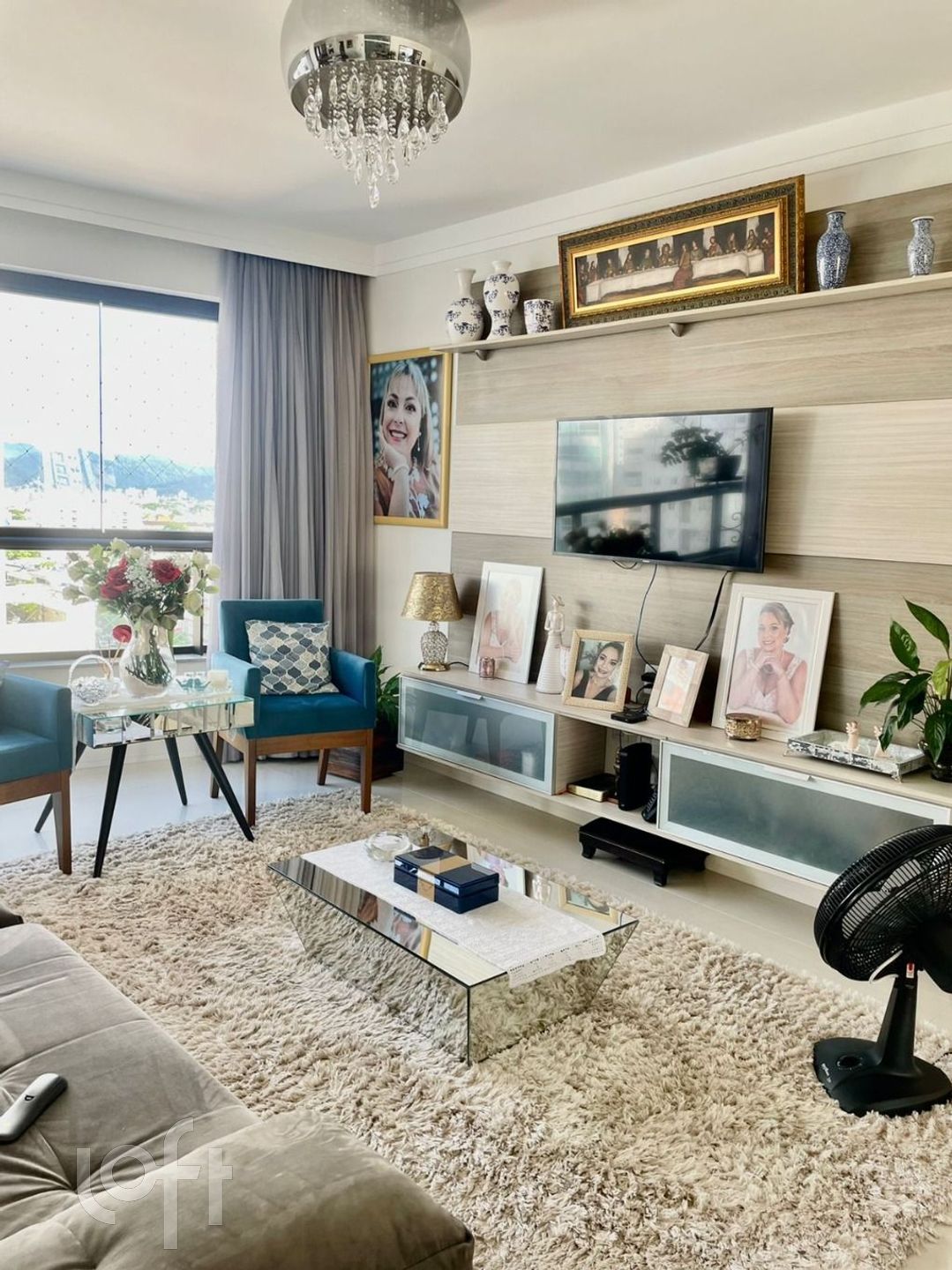 Apartamentos com 137m², 3 quartos, 3 suítes, 2 garagens, no bairro Centro em Balneário Camboriú