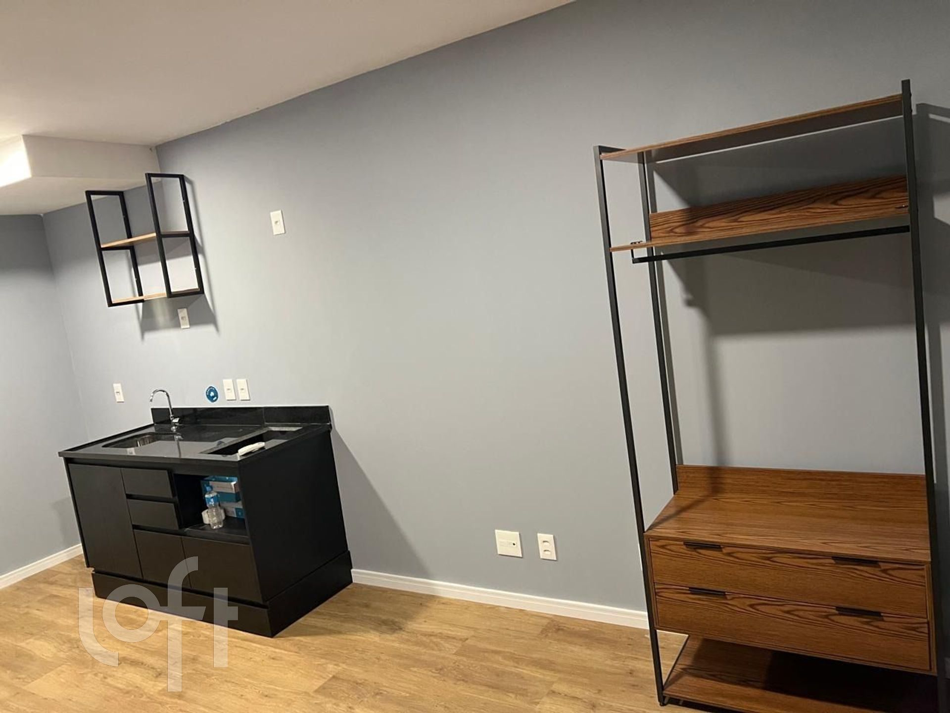 Apartamento à venda com 1 quarto, 27m² - Foto 5