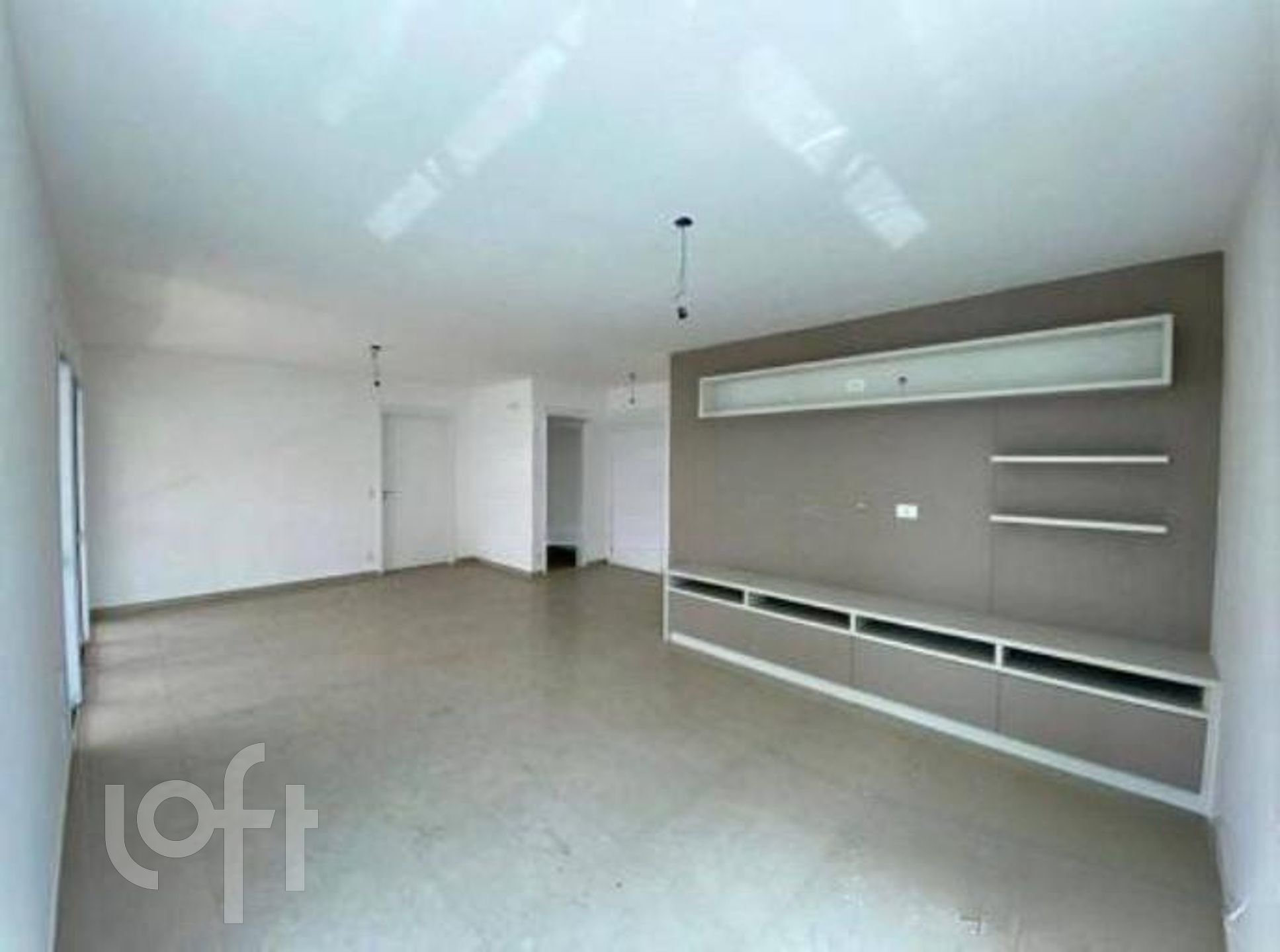 Apartamento à venda com 4 quartos, 165m² - Foto 1