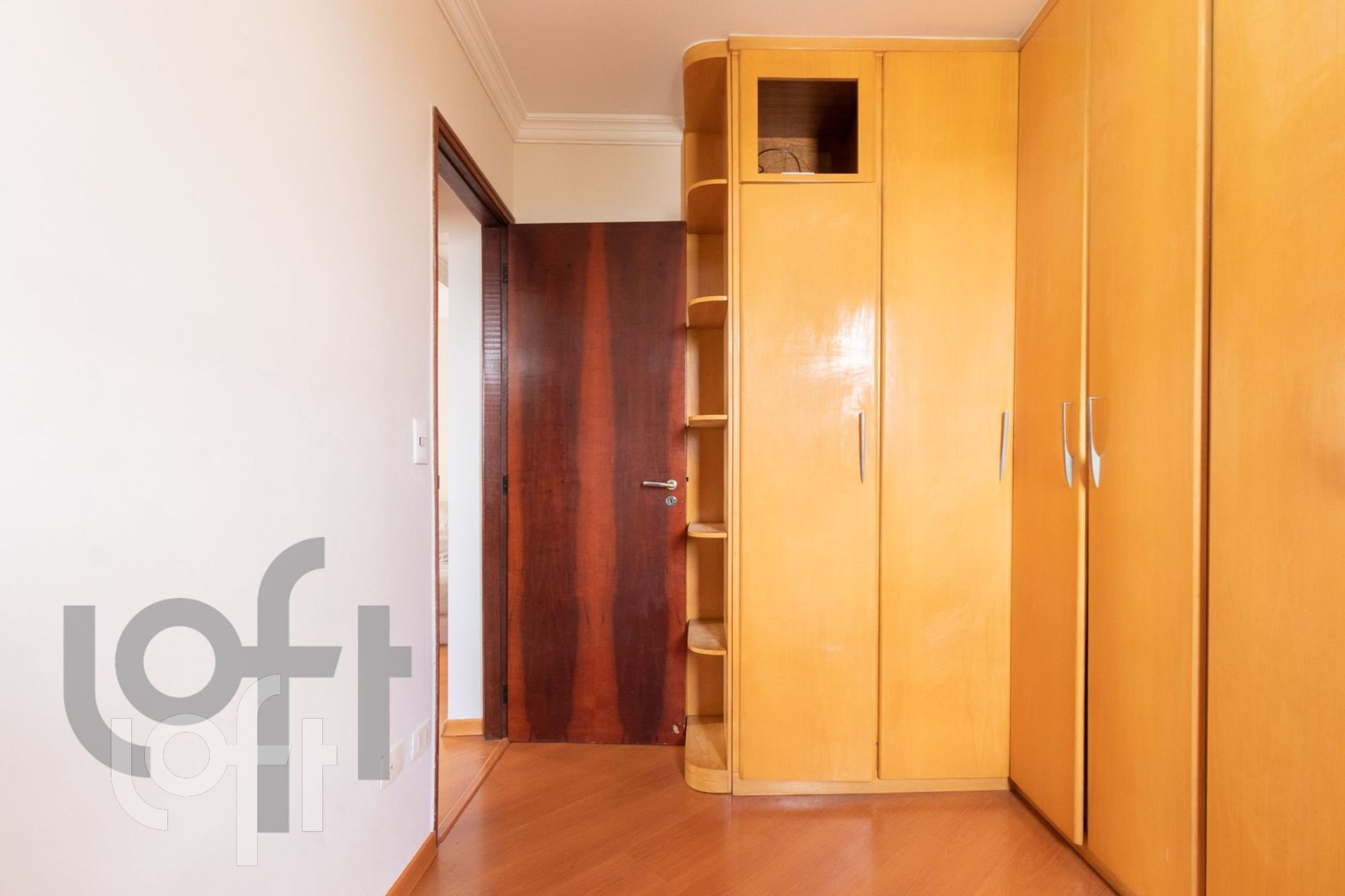 Apartamento à venda com 2 quartos, 63m² - Foto 8