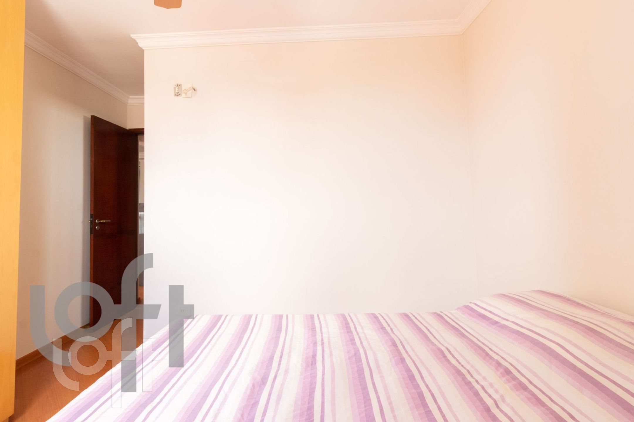 Apartamento à venda com 2 quartos, 63m² - Foto 3