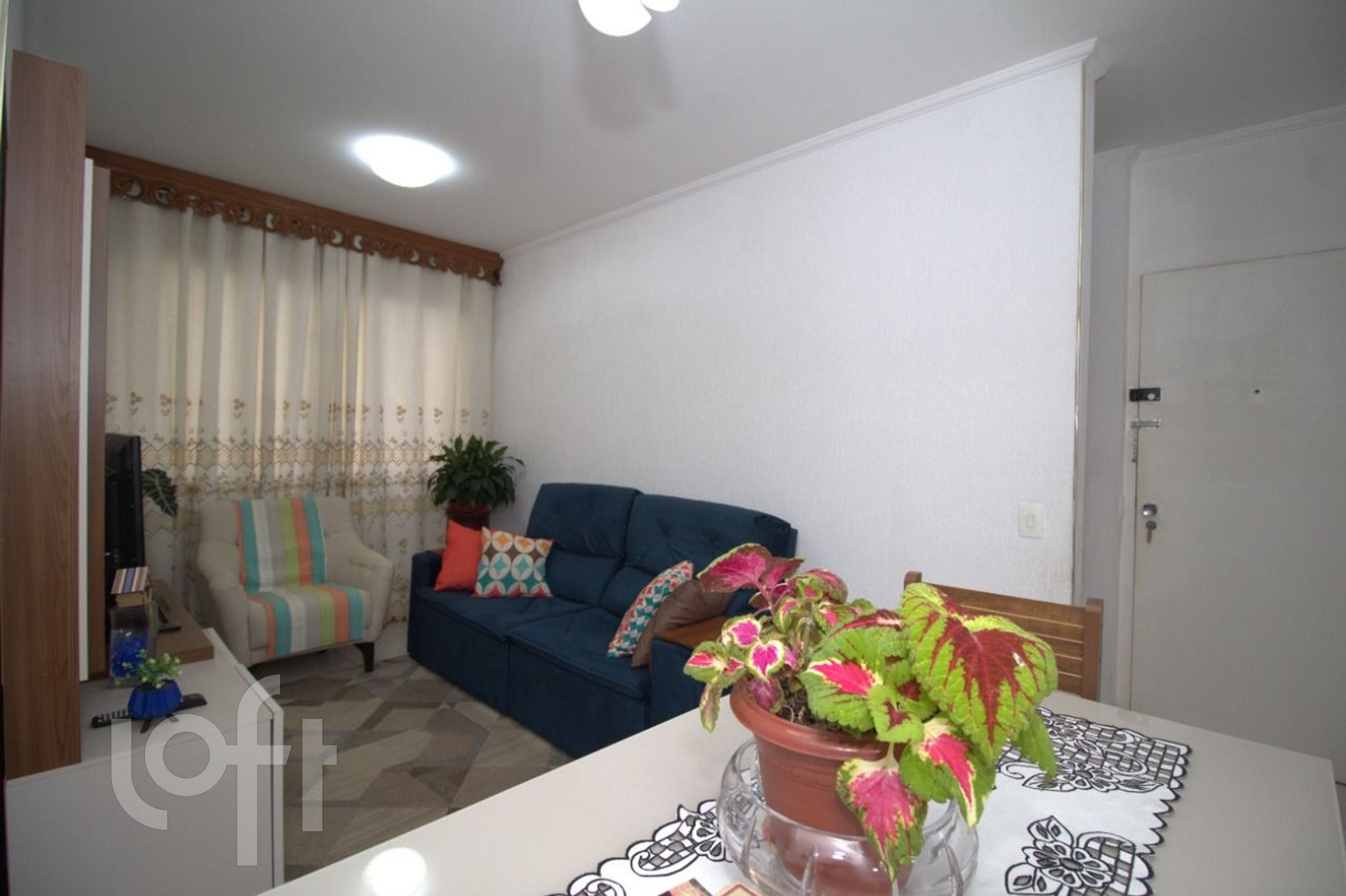 Apartamento à venda com 2 quartos, 58m² - Foto 2