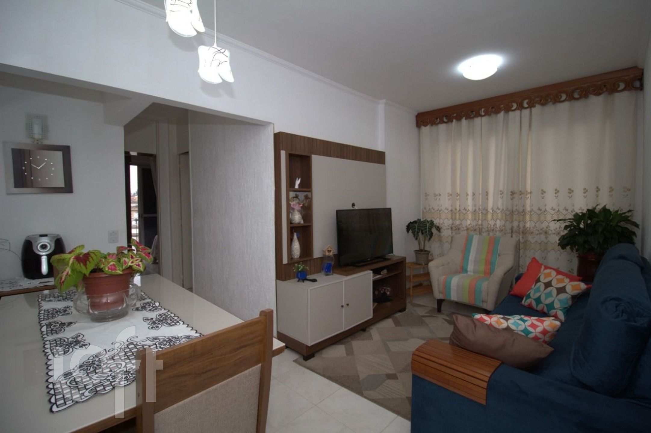 Apartamento à venda com 2 quartos, 58m² - Foto 3