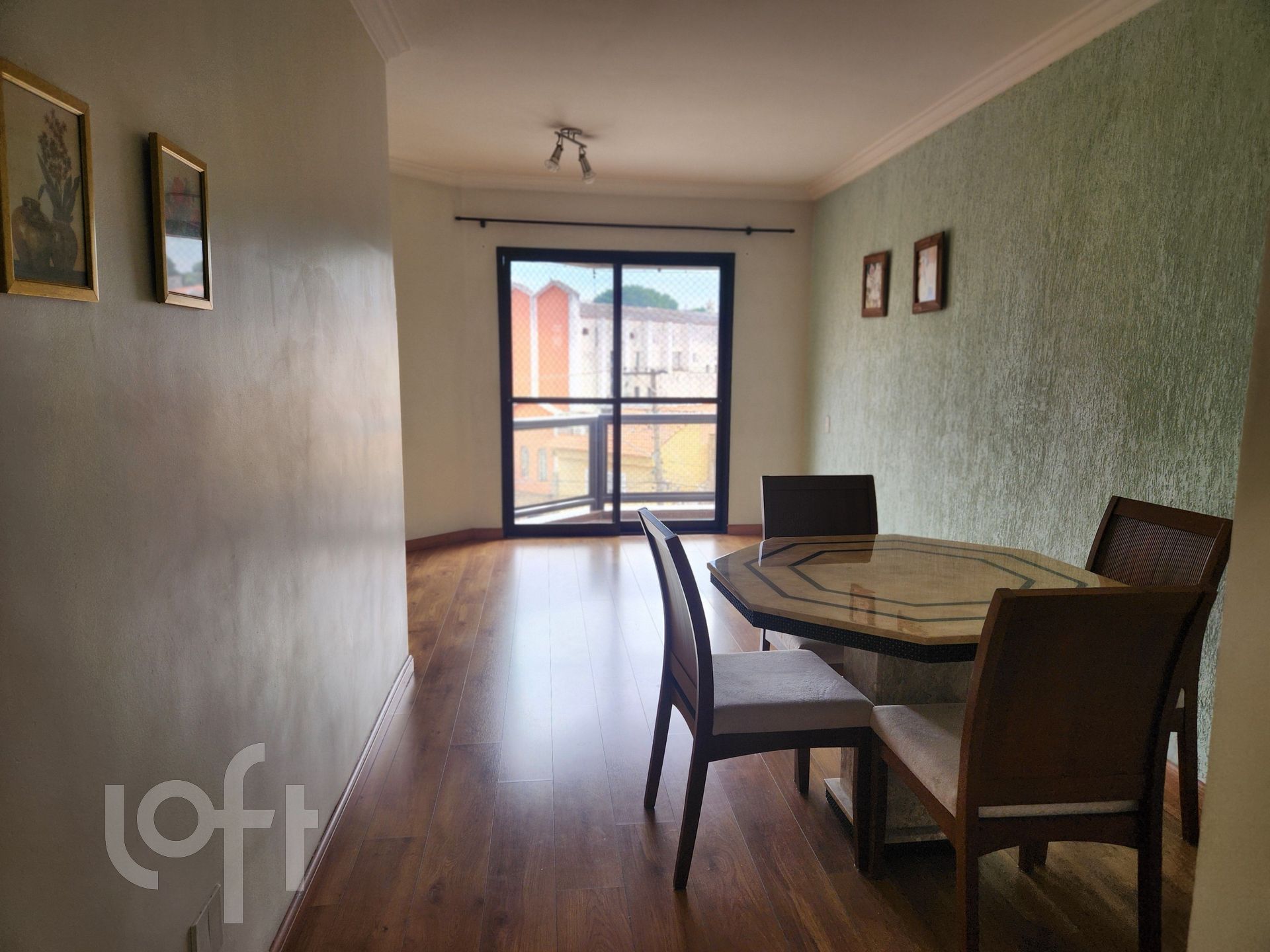 Apartamento à venda com 2 quartos, 69m² - Foto 1