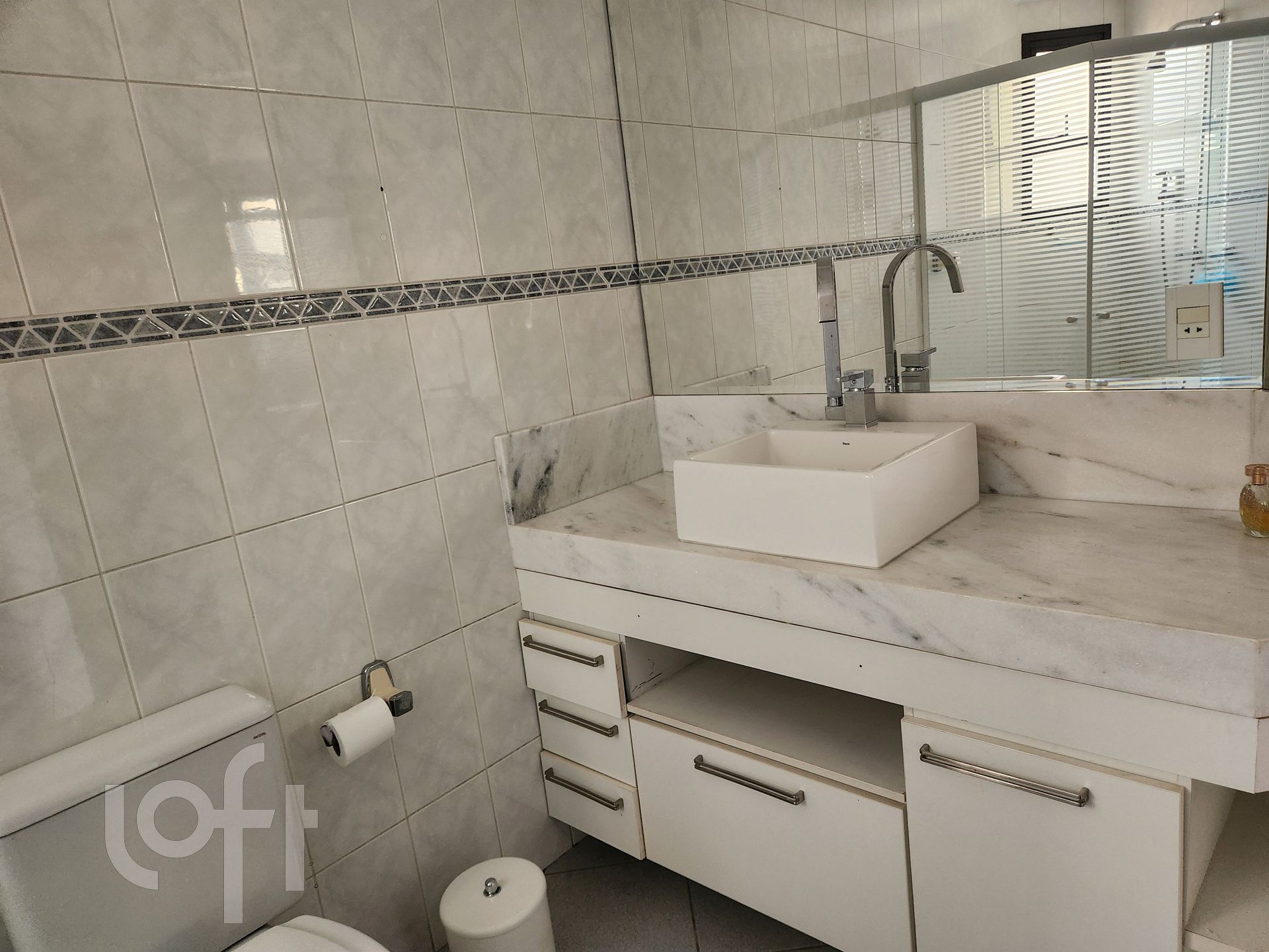 Apartamento à venda com 2 quartos, 69m² - Foto 18