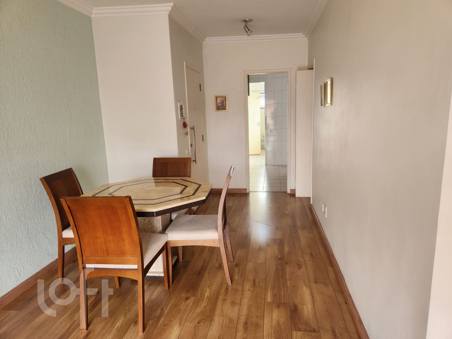 Apartamento à venda com 2 quartos, 69m² - Foto 3