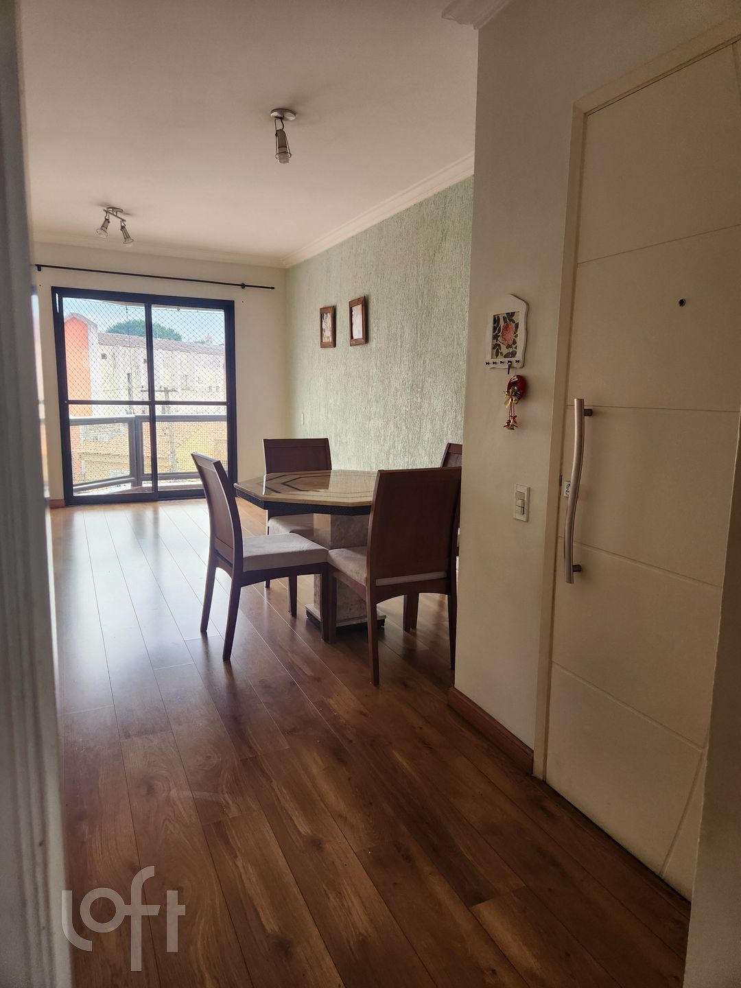 Apartamento à venda com 2 quartos, 69m² - Foto 4