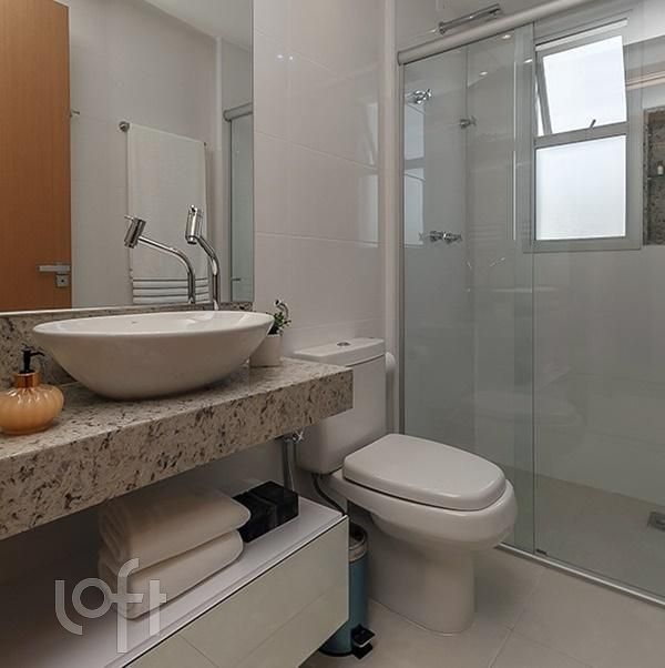 Apartamento à venda com 2 quartos, 64m² - Foto 17