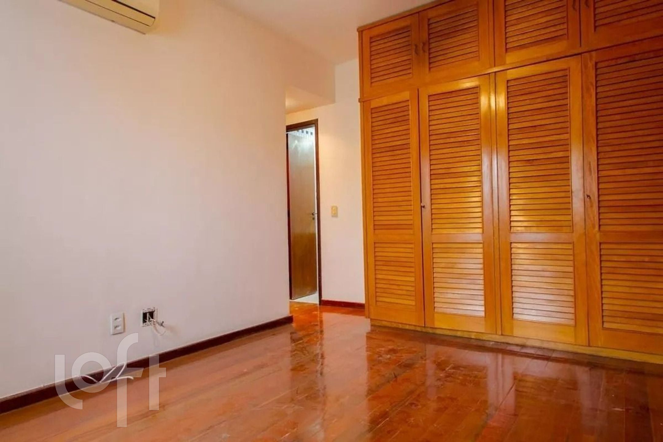 Apartamento à venda com 3 quartos, 130m² - Foto 10