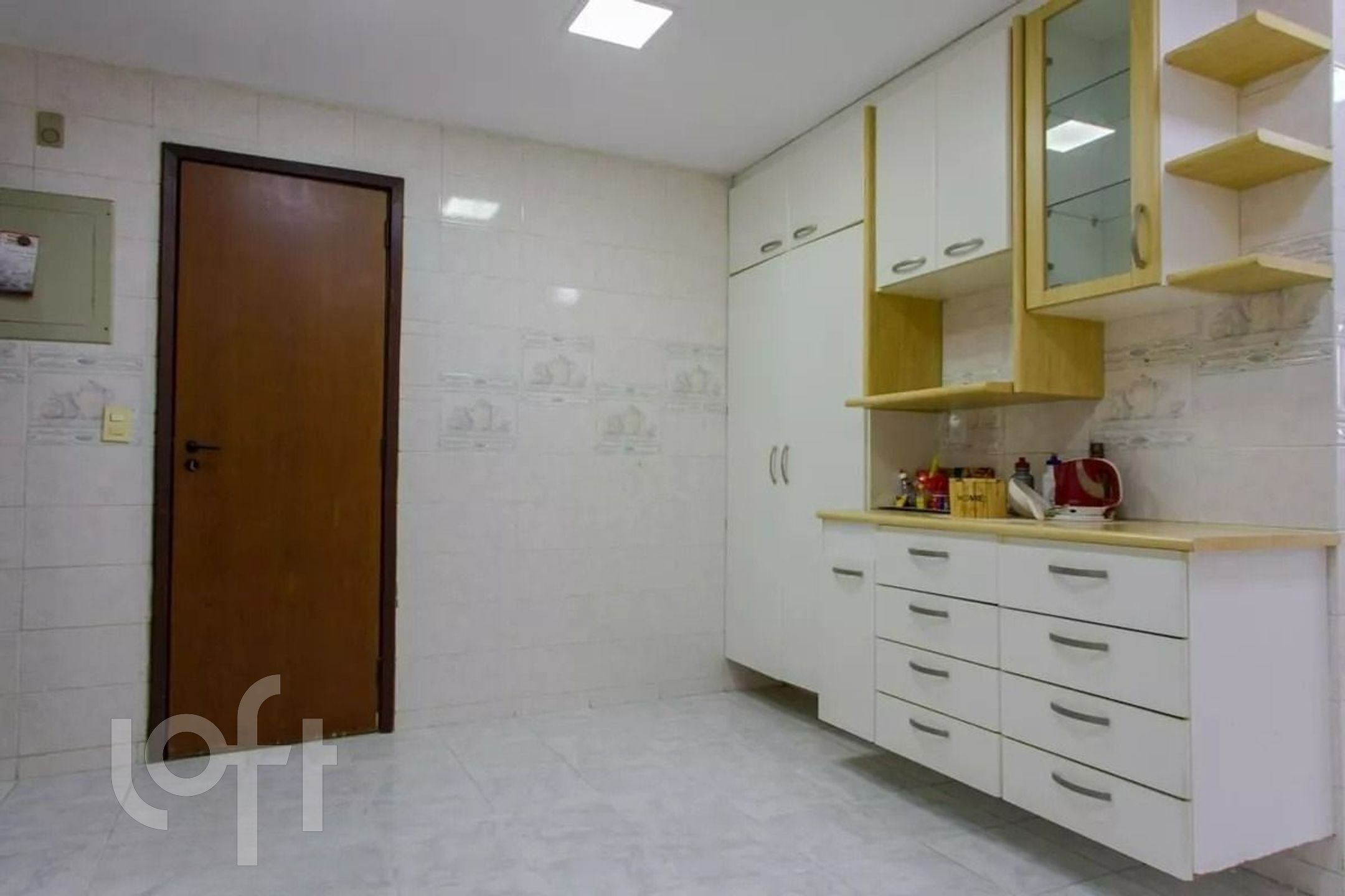 Apartamento à venda com 3 quartos, 130m² - Foto 3