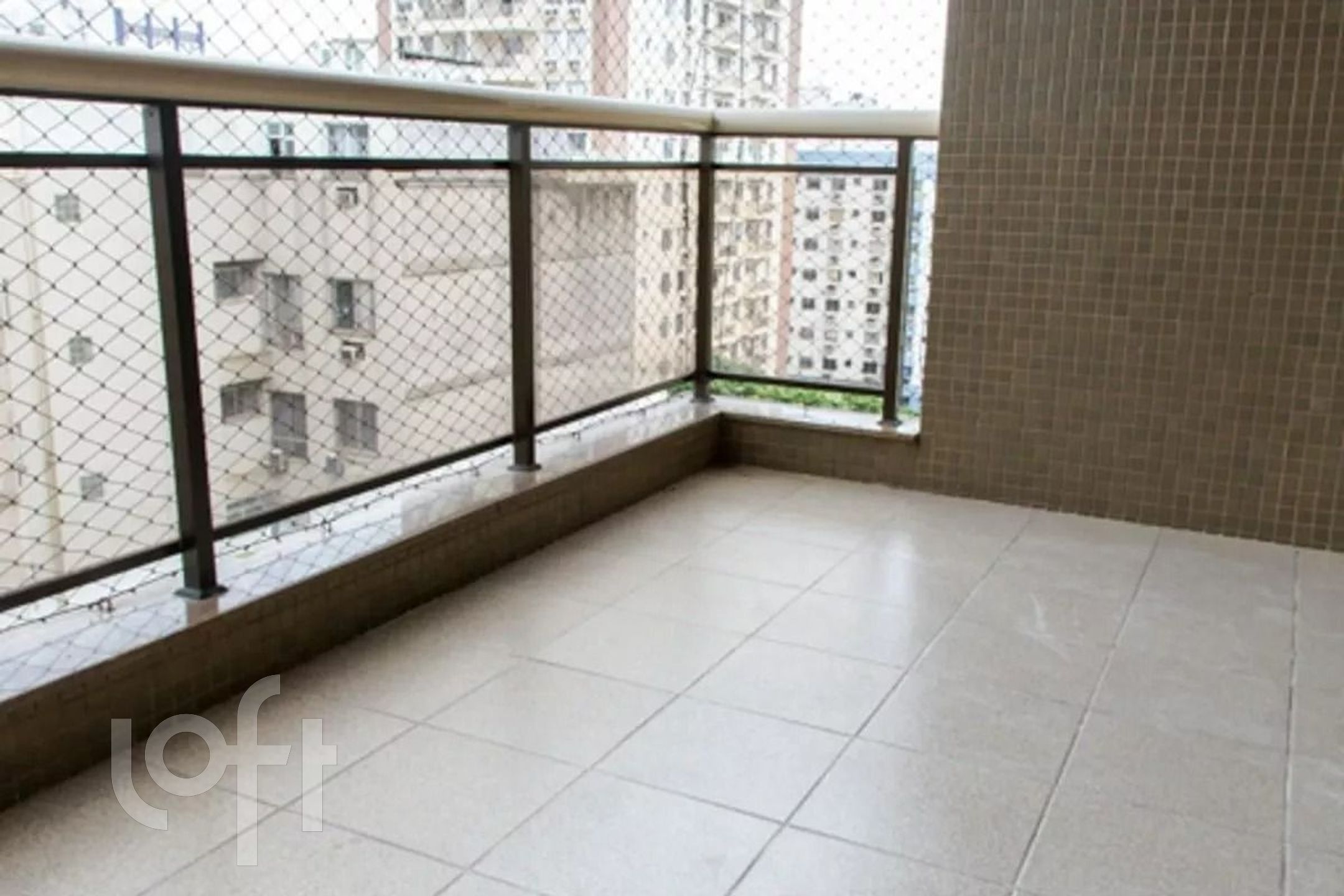 Apartamento à venda com 3 quartos, 130m² - Foto 15