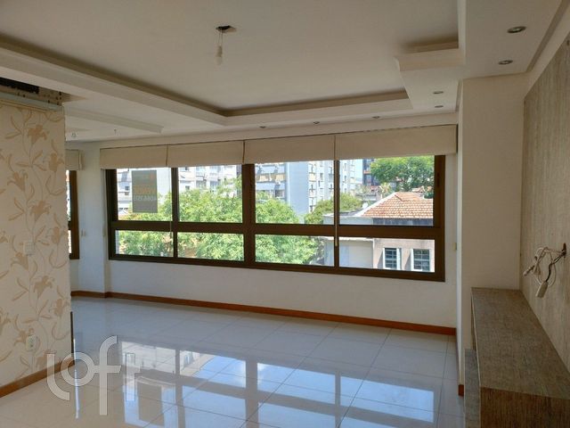 Apartamento com 95m², 2 dormitórios, 1 suíte, 1 vaga, Independência em Porto Alegre
