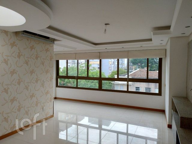Apartamento com 95m², 2 dormitórios, 1 suíte, 1 vaga, Independência em Porto Alegre