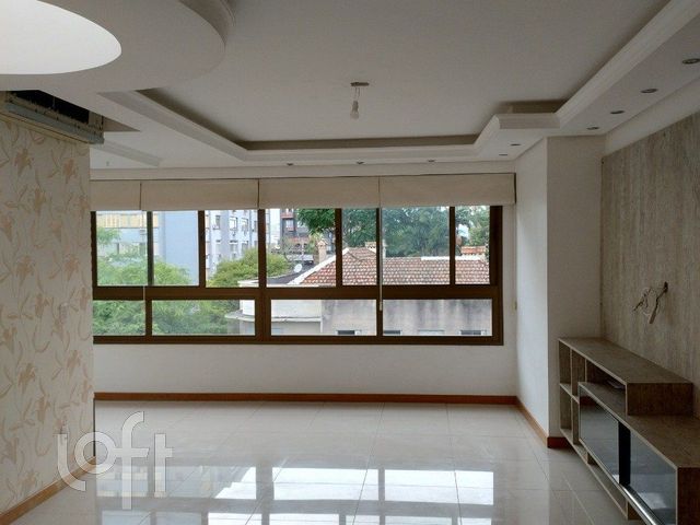 Apartamento com 95m², 2 dormitórios, 1 suíte, 1 vaga, Independência em Porto Alegre