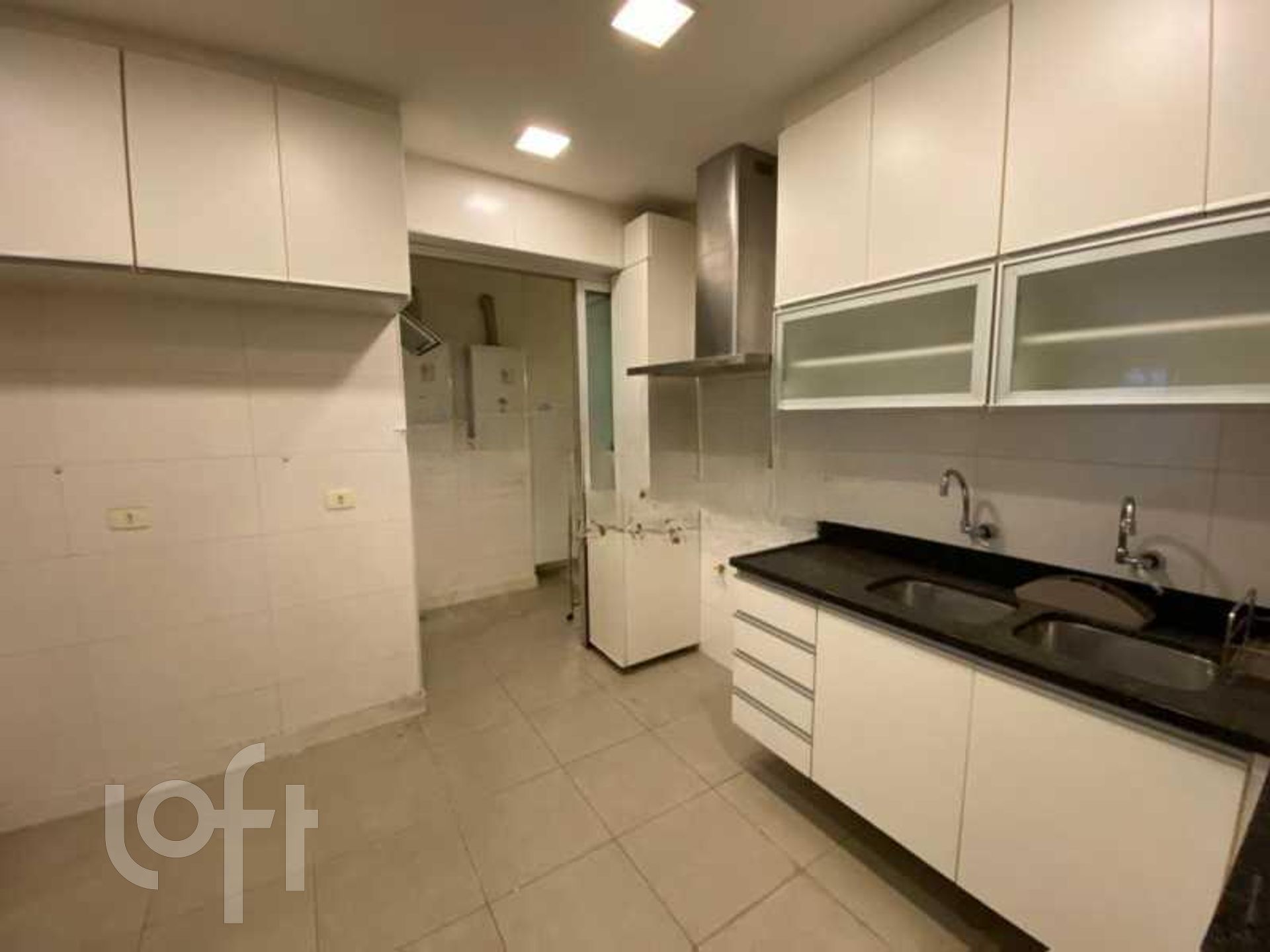 Apartamento à venda com 4 quartos, 215m² - Foto 30