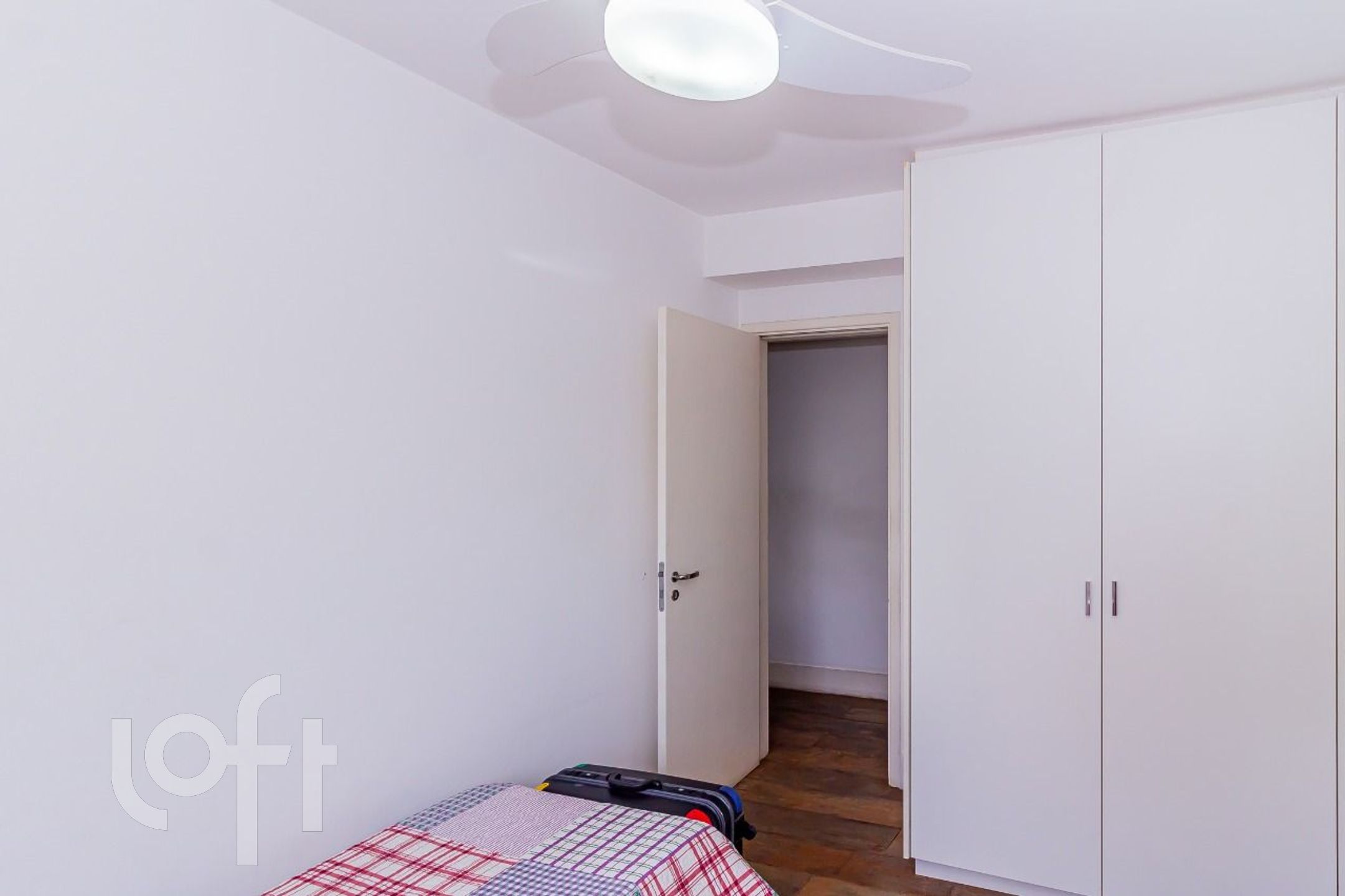 Apartamento à venda com 3 quartos, 158m² - Foto 17