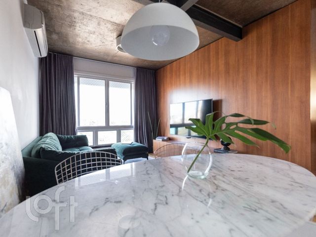 Apartamento com 158m², 2 dormitórios, 1 suíte, 1 vaga, Santa Cecília em Porto Alegre