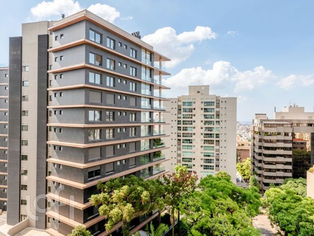 Apartamento com 257m², 3 dormitórios, 3 suítes, 4 vagas, Bela Vista em Porto Alegre
