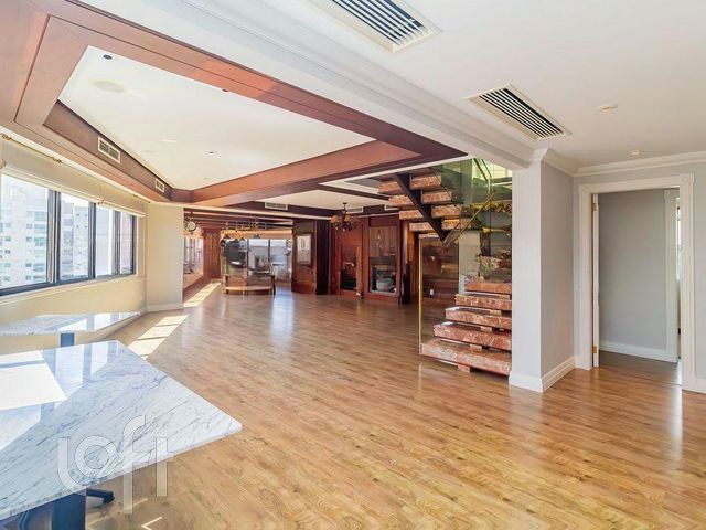 Apartamento com 257m², 3 dormitórios, 3 suítes, 4 vagas, Bela Vista em Porto Alegre