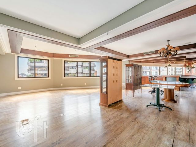 Apartamento com 257m², 3 dormitórios, 3 suítes, 4 vagas, Bela Vista em Porto Alegre