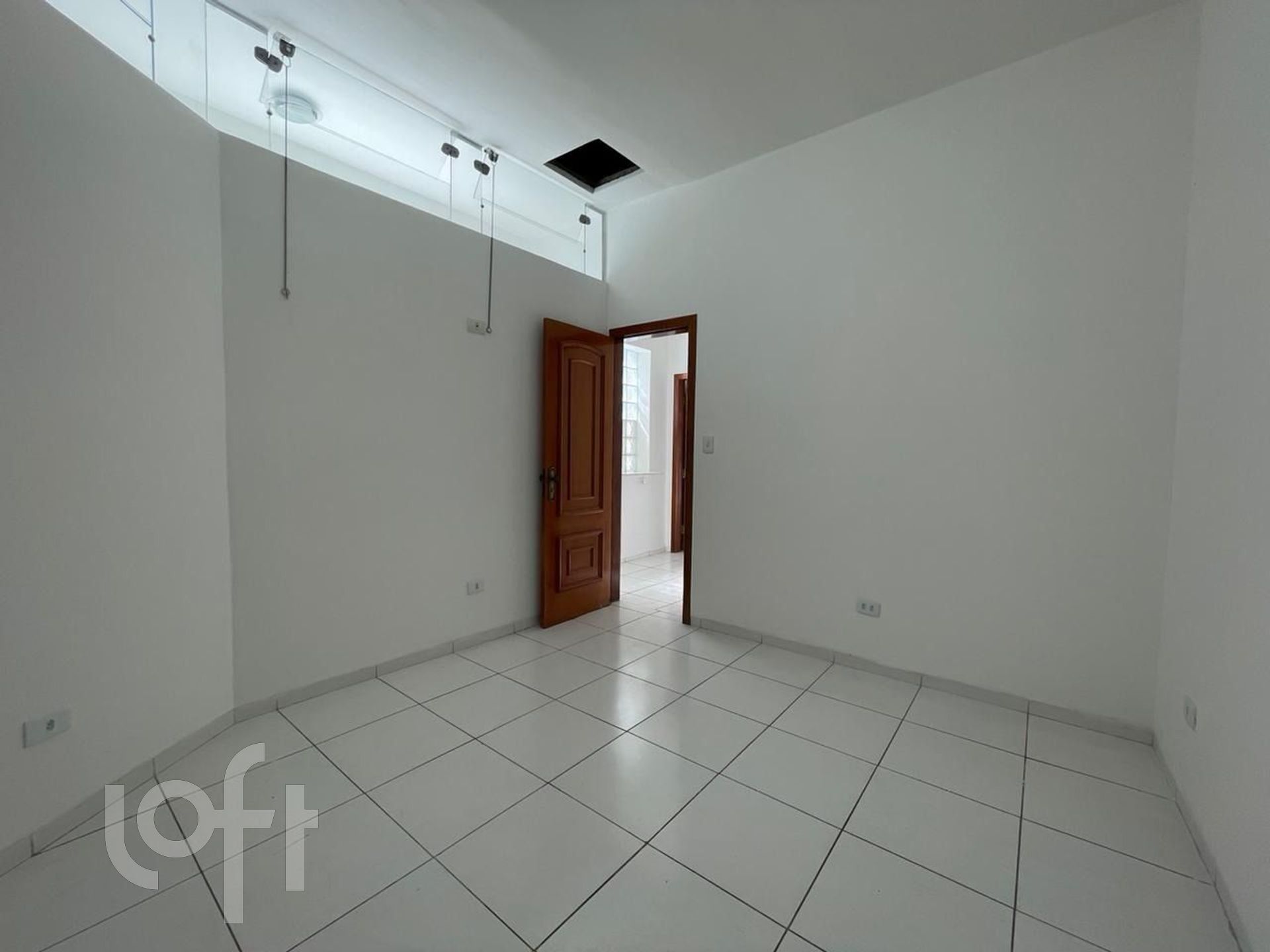 Casa Lançamentos com 3 quartos, 202m² - Foto 4