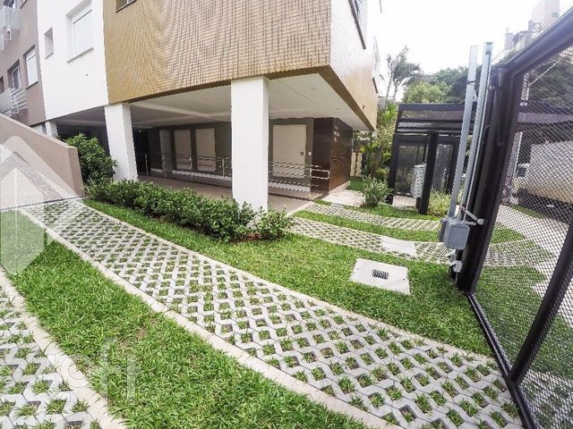 Apartamento com 55m², 2 dormitórios, 1 suíte, 1 vaga, Petrópolis em Porto Alegre