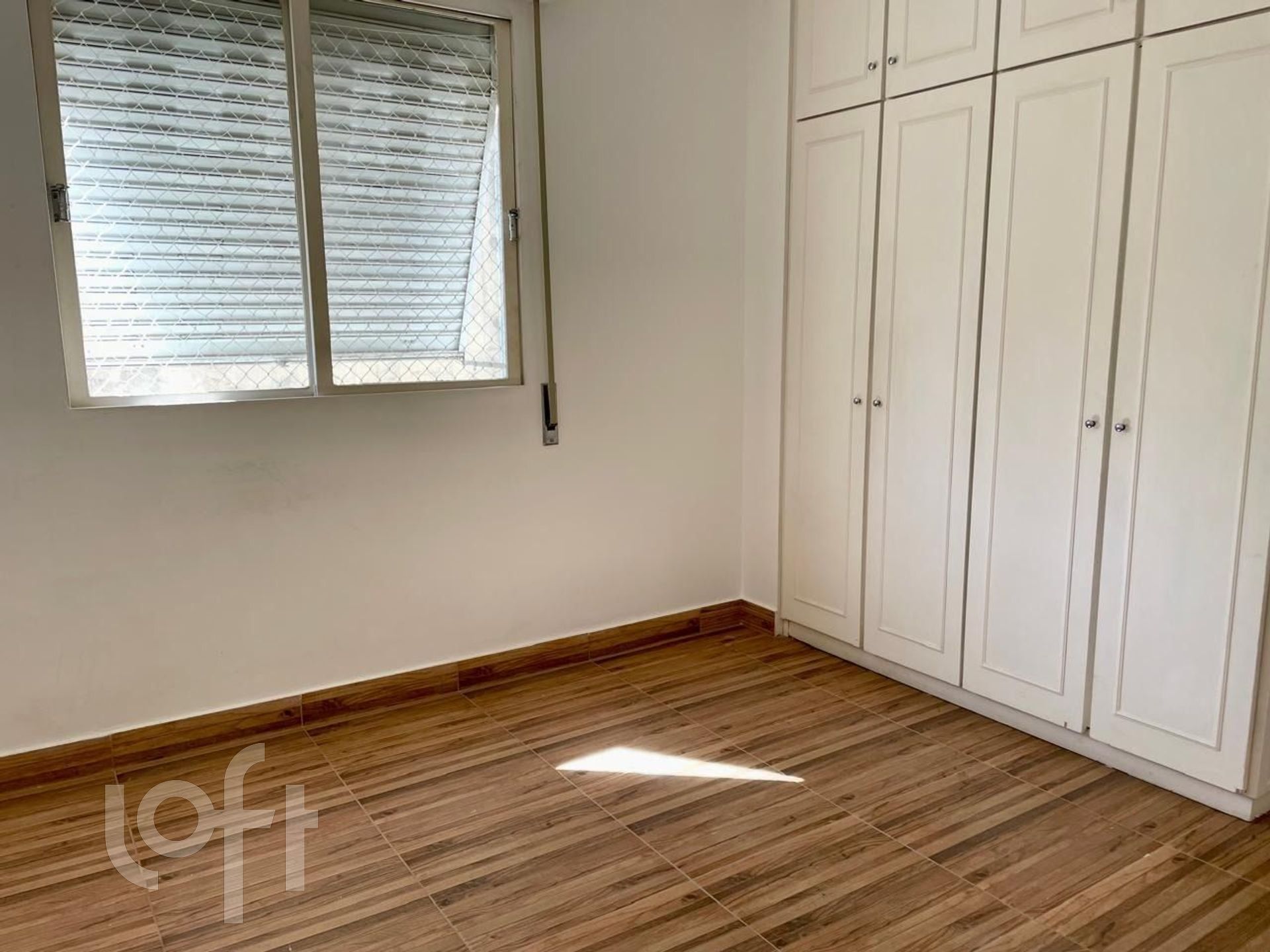 Apartamento à venda com 3 quartos, 160m² - Foto 9